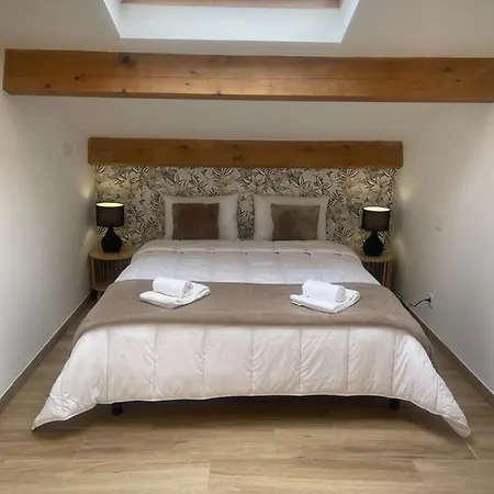 Semesterbostad Petite Maison De Village