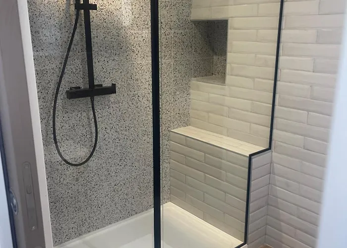 Petite Maison De Village בית נופש *